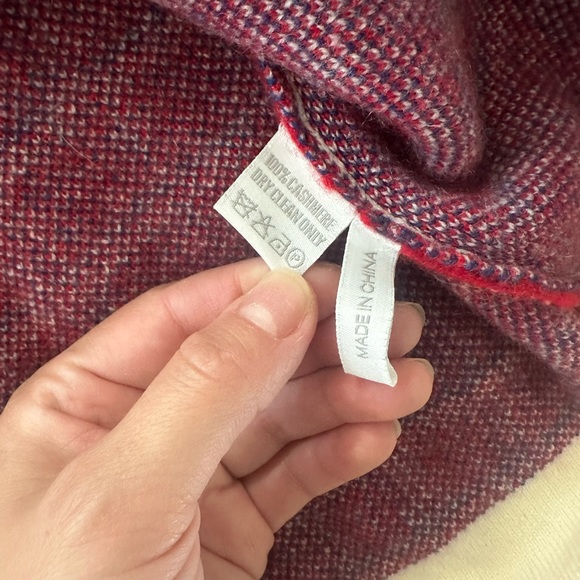 MADELEINE THOMPSON SWEATER - Picture 3 of 3